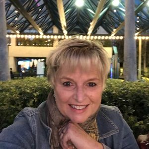 Meet your Posher, Denise